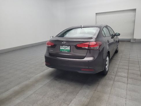 Used 2017 Kia Forte LX FWD image 9