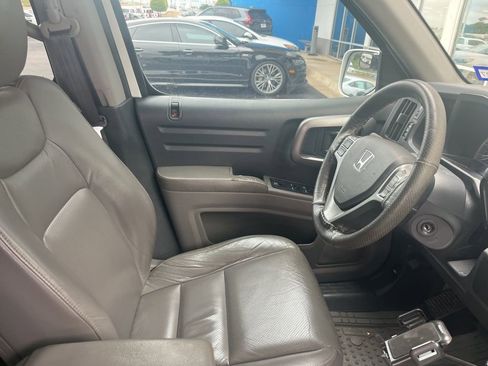Used 2013 Honda Ridgeline RTL image 4