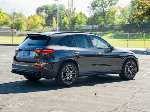 Used 2024 Mercedes-Benz GLC 43 AMG 4MATIC image 5