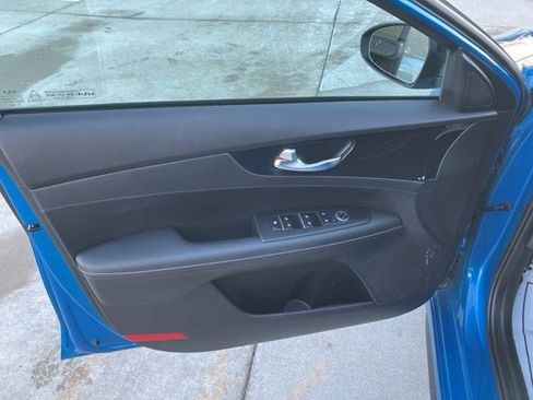 Used 2023 Kia Forte GT-Line w/ GT-Line Technology Package image 9