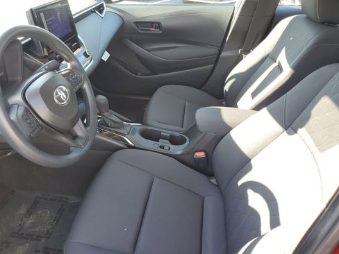 Used 2025 Toyota Corolla LE image 19