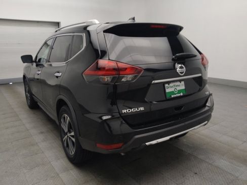 Used 2020 Nissan Rogue SV w/ Premium Package FWD image 5