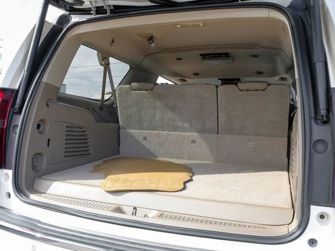 Used 2015 Chevrolet Suburban LTZ image 64