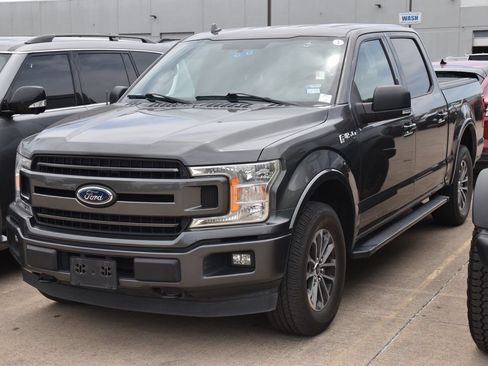 Used 2018 Ford F150 XLT w/ Equipment Group 302A Luxury AWD/4WD image 2