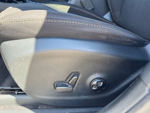 Used 2017 Jeep Cherokee Latitude w/ Comfort/Convenience Group FWD image 13