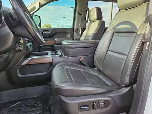 Used 2020 GMC Sierra 2500 Denali image 17