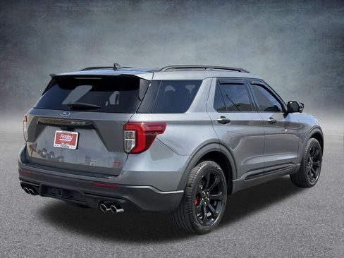 Used 2023 Ford Explorer ST w/ Equipment Group 401A image 3