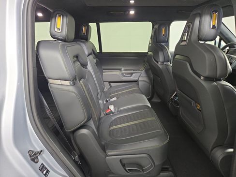 Used 2025 Rivian R1S Adventure AWD/4WD image 23