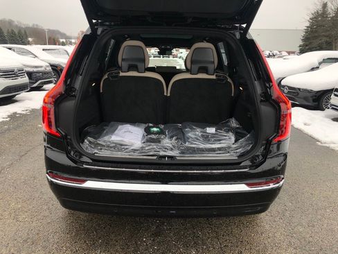 New 2026 Volvo XC90 B5 Plus image 39