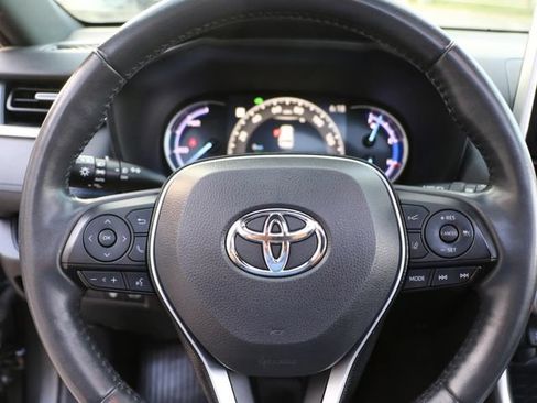 Used 2020 Toyota RAV4 XSE w/ XSE Grade Weather Package AWD/4WD image 25