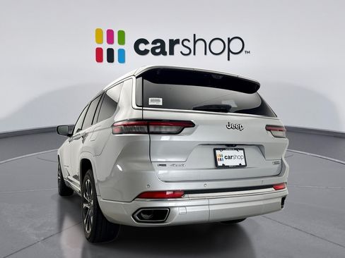 Used 2022 Jeep Grand Cherokee L Overland w/ Luxury Tech Group IV AWD/4WD image 3