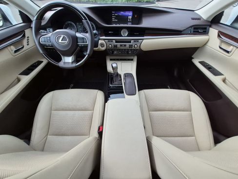 Used 2017 Lexus ES 350 w/ Navigation System Package FWD image 15
