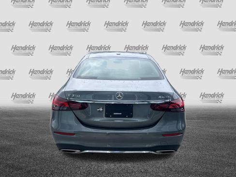 Used 2023 Mercedes-Benz E 350 4MATIC Sedan image 9