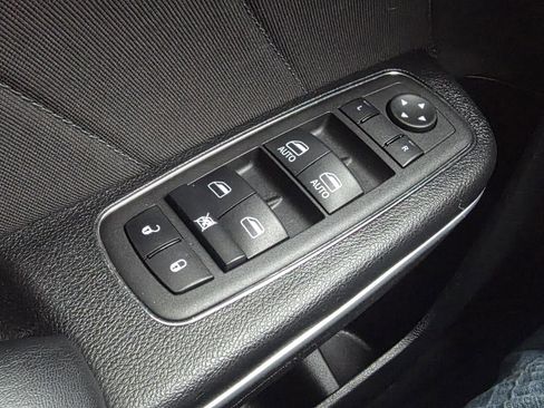 Used 2022 Dodge Charger GT image 23