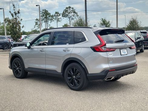 Used 2024 Honda CR-V Sport Touring image 4