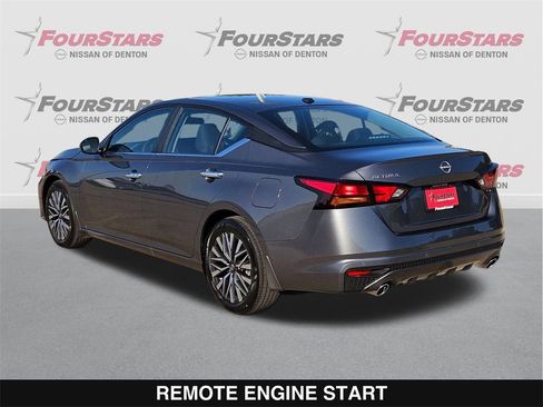 New 2025 Nissan Altima 2.5 SV image 7