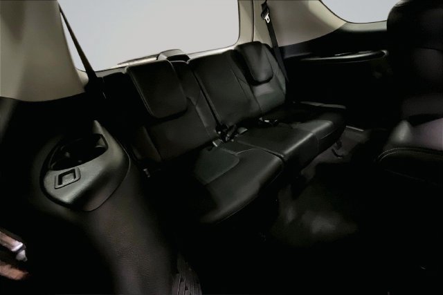 Used 2019 Nissan Armada Platinum w/ Captain's Chairs Package AWD/4WD image 28