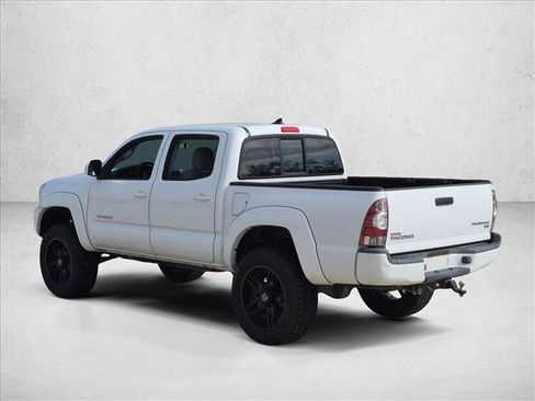Used 2014 Toyota Tacoma PreRunner w/ TRD Sport Package RWD image 7