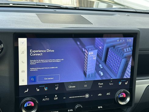Used 2025 Lexus GX 550 w/ Accessory Package (31) AWD/4WD image 23