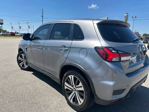 Used 2021 Mitsubishi Outlander Sport SE FWD image 23
