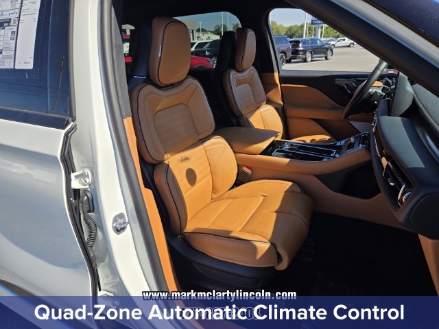 New 2027 Lincoln Aviator Black Label w/ Black Label Special Edition AWD/4WD image 16