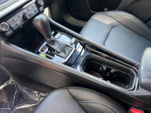 Used 2025 Jeep Compass Limited image 42