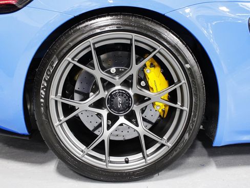 Certified 2025 Porsche 718 Cayman GT4 RS w/ Weissach Package image 13