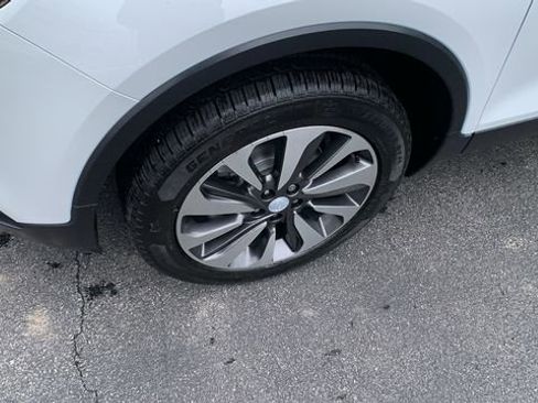 Used 2018 Buick Encore Preferred AWD/4WD image 25