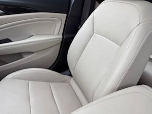 Used 2018 Buick Regal Essence w/ Driver Confidence Package #1 image 14