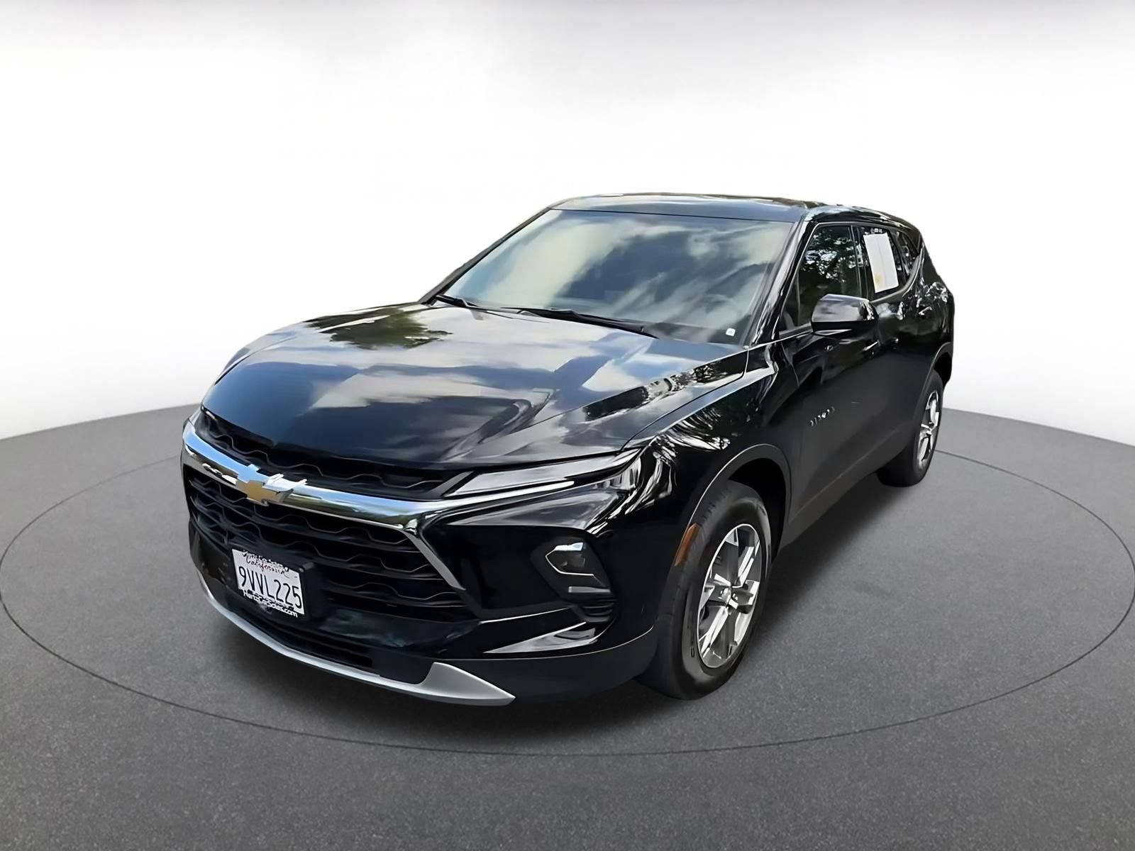 Used 2026 Chevrolet Blazer LT FWD image 6