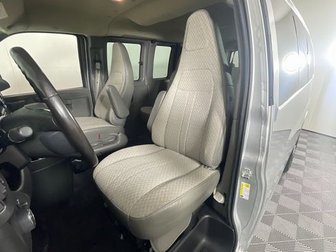 Used 2016 Chevrolet Express 2500 LS image 22