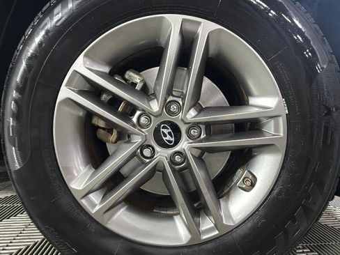 Used 2018 Hyundai Santa Fe Sport image 34