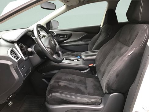Used 2019 Nissan Murano SV AWD/4WD image 16