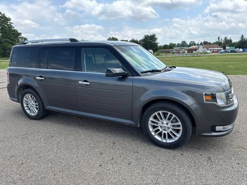 Used 2018 Ford Flex SEL w/ Class III Trailer Tow Package AWD/4WD image 7