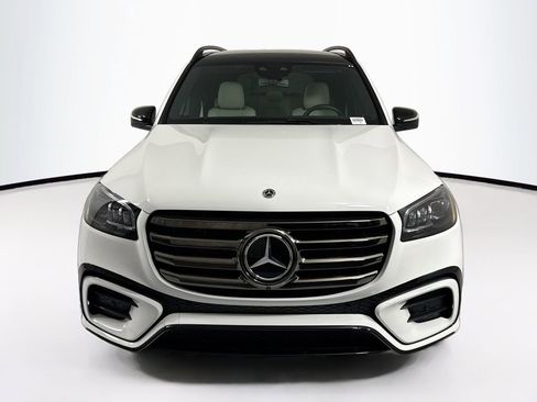 Certified 2025 Mercedes-Benz GLS 450 4MATIC image 2