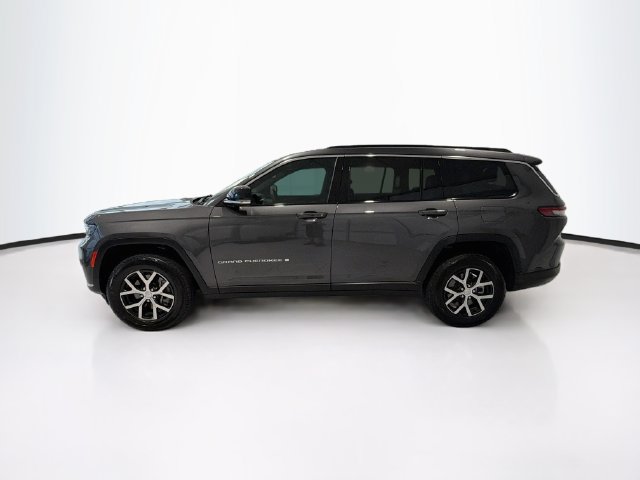Used 2024 Jeep Grand Cherokee L Limited AWD/4WD image 4