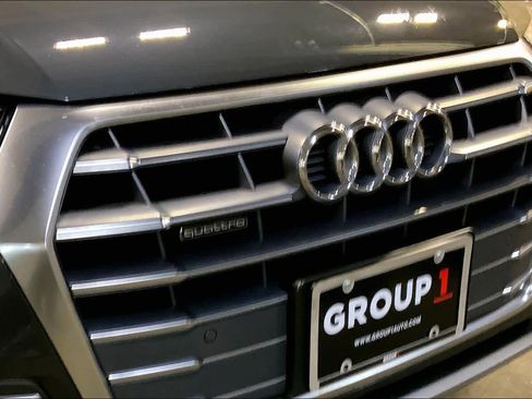 Used 2020 Audi Q5 2.0T Premium Plus image 29