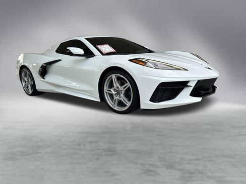 Used 2024 Chevrolet Corvette Stingray Preferred Conv w/ 2LT RWD image 2