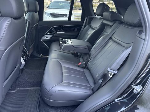 New 2026 Land Rover Range Rover SE AWD/4WD image 14