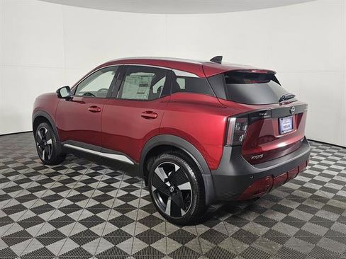 New 2026 Nissan Kicks SR w/ Cold Weather Package image 7