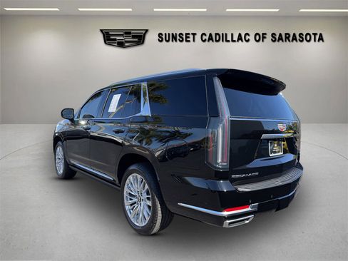 Certified 2025 Cadillac Escalade Premium Luxury w/ Touring Package image 5