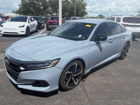 Used 2022 Honda Accord Sport image 3