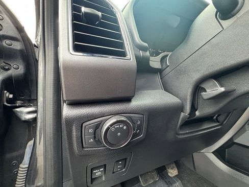 Used 2019 Ford F150 XLT w/ Equipment Group 302A Luxury AWD/4WD image 22