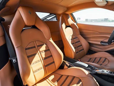 Used 2022 Ferrari F8 Tributo image 40