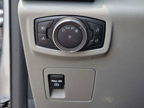 Used 2020 Ford F150 XL w/ Equipment Group 101A Mid RWD image 19