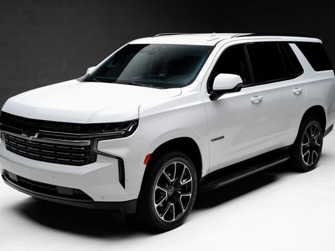 Used 2022 Chevrolet Tahoe RST w/ Luxury Package RWD image 5