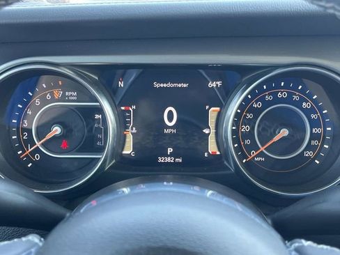 Used 2023 Jeep Gladiator Overland AWD/4WD image 33