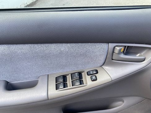 Used 2007 Toyota Corolla CE FWD image 24