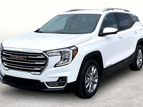 Used 2024 GMC Terrain SLT AWD/4WD image 13