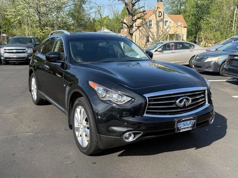 Used 2014 INFINITI QX70 AWD w/ Premium Package image 2